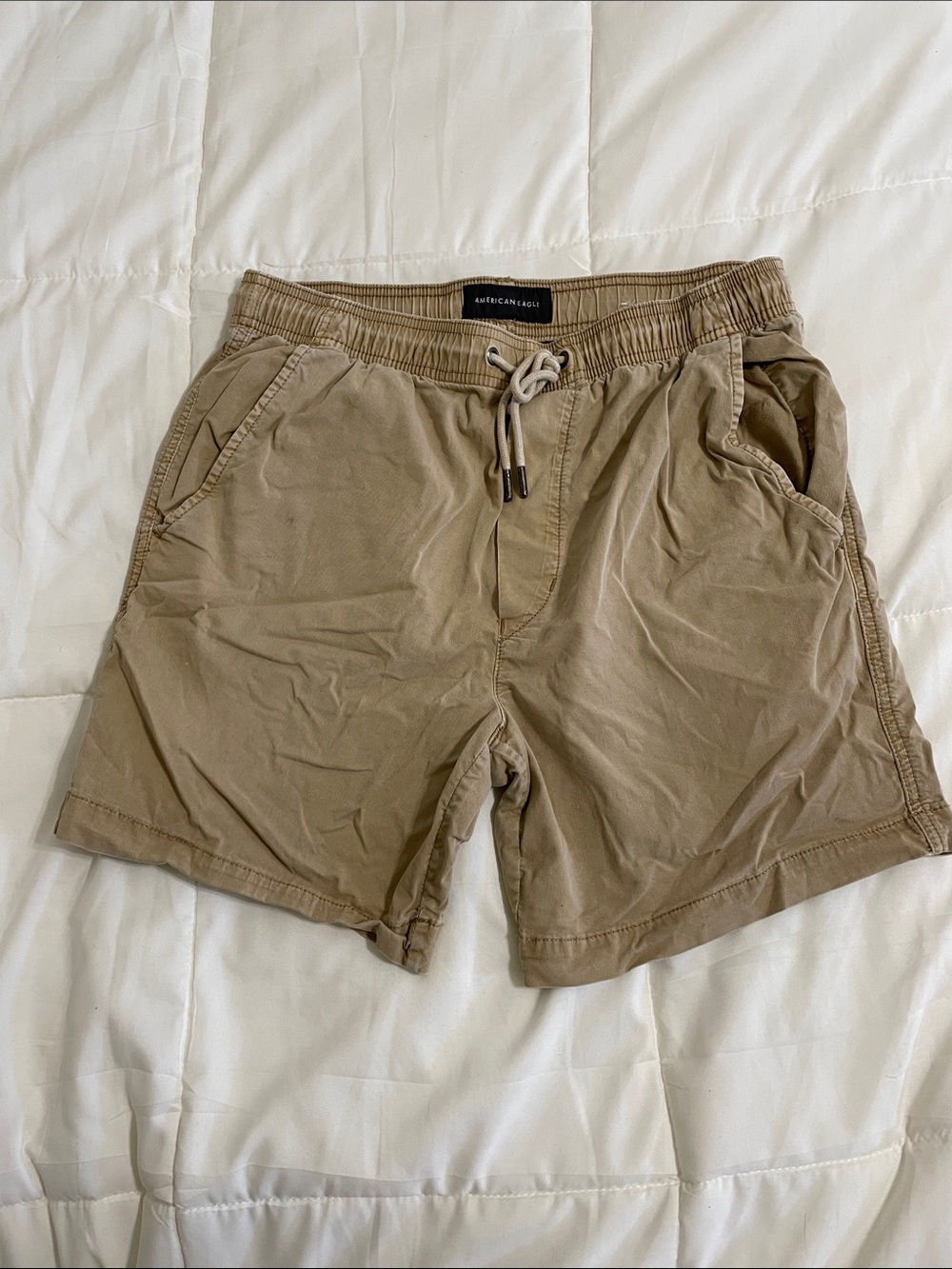 American Eagle Outfitters Men's Tan Drawstring Athletic Shorts